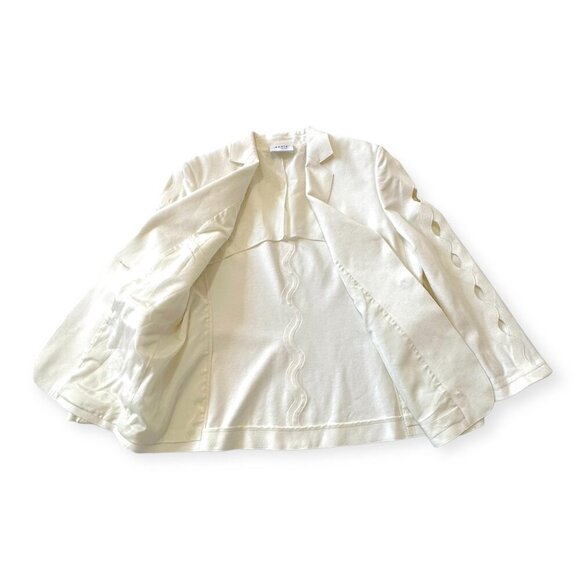 Akris Punto Scalloped Sleeve Blazer,  White/Ivory, Size‎ 12 - Picture 6 of 16
